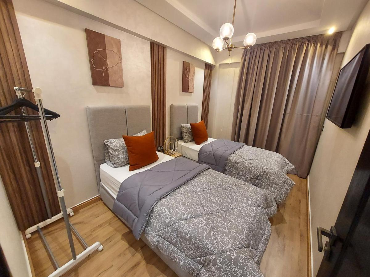 Modern Apartment Opposite The Hassan2 Mosque, Very Well Equipped And Stylish, 85 M2 With Gym And Direct Sea View With Underground Garage , Prohibits Unmarried Couples Of Arab Origin คาซาบลังกา ภายนอก รูปภาพ