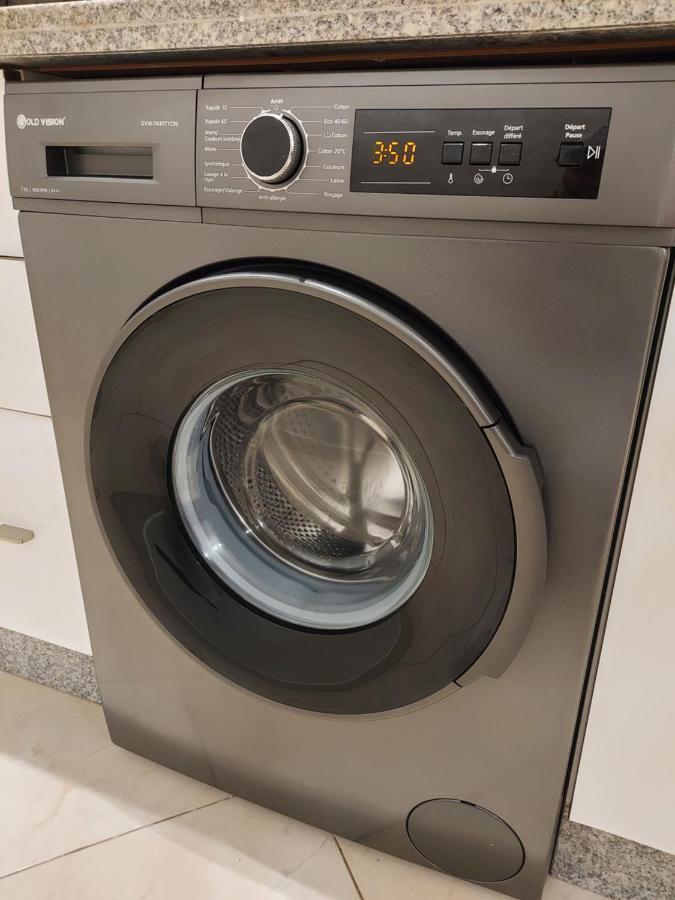 Modern Apartment Opposite The Hassan2 Mosque, Very Well Equipped And Stylish, 85 M2 With Gym And Direct Sea View With Underground Garage , Prohibits Unmarried Couples Of Arab Origin คาซาบลังกา ภายนอก รูปภาพ