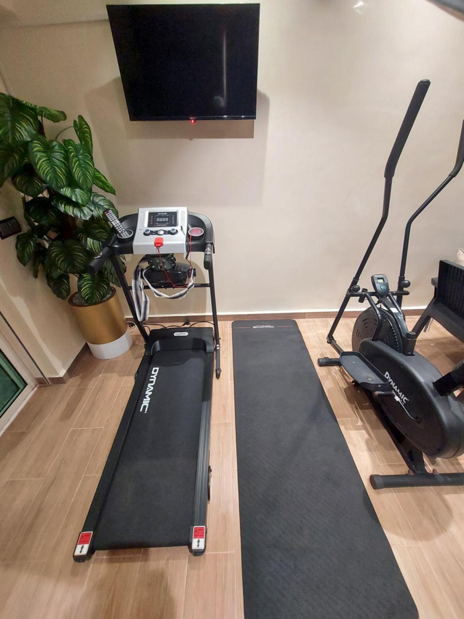 Modern Apartment Opposite The Hassan2 Mosque, Very Well Equipped And Stylish, 85 M2 With Gym And Direct Sea View With Underground Garage , Prohibits Unmarried Couples Of Arab Origin คาซาบลังกา ภายนอก รูปภาพ